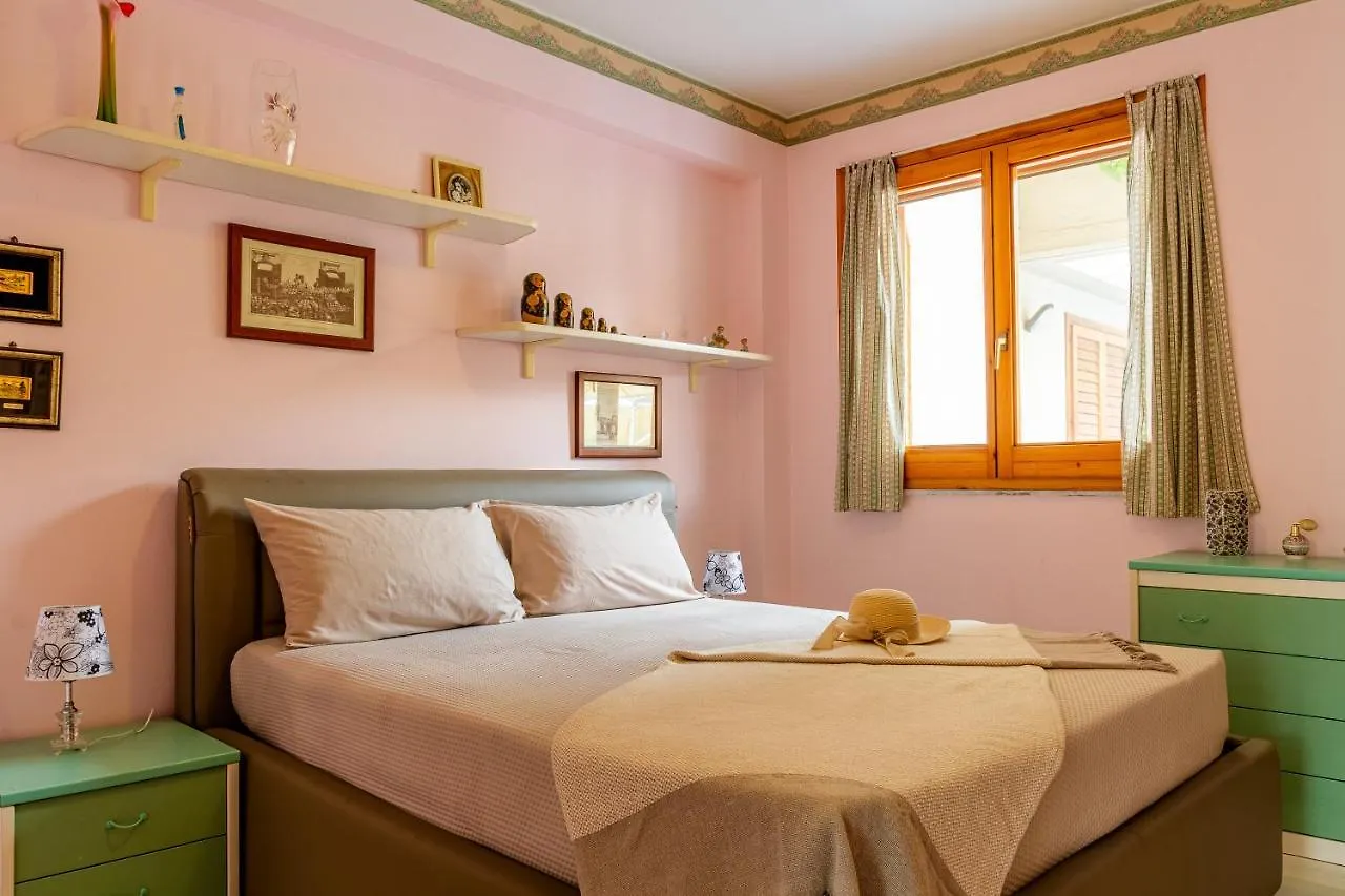 Coraline Beach House Mascali 0*,