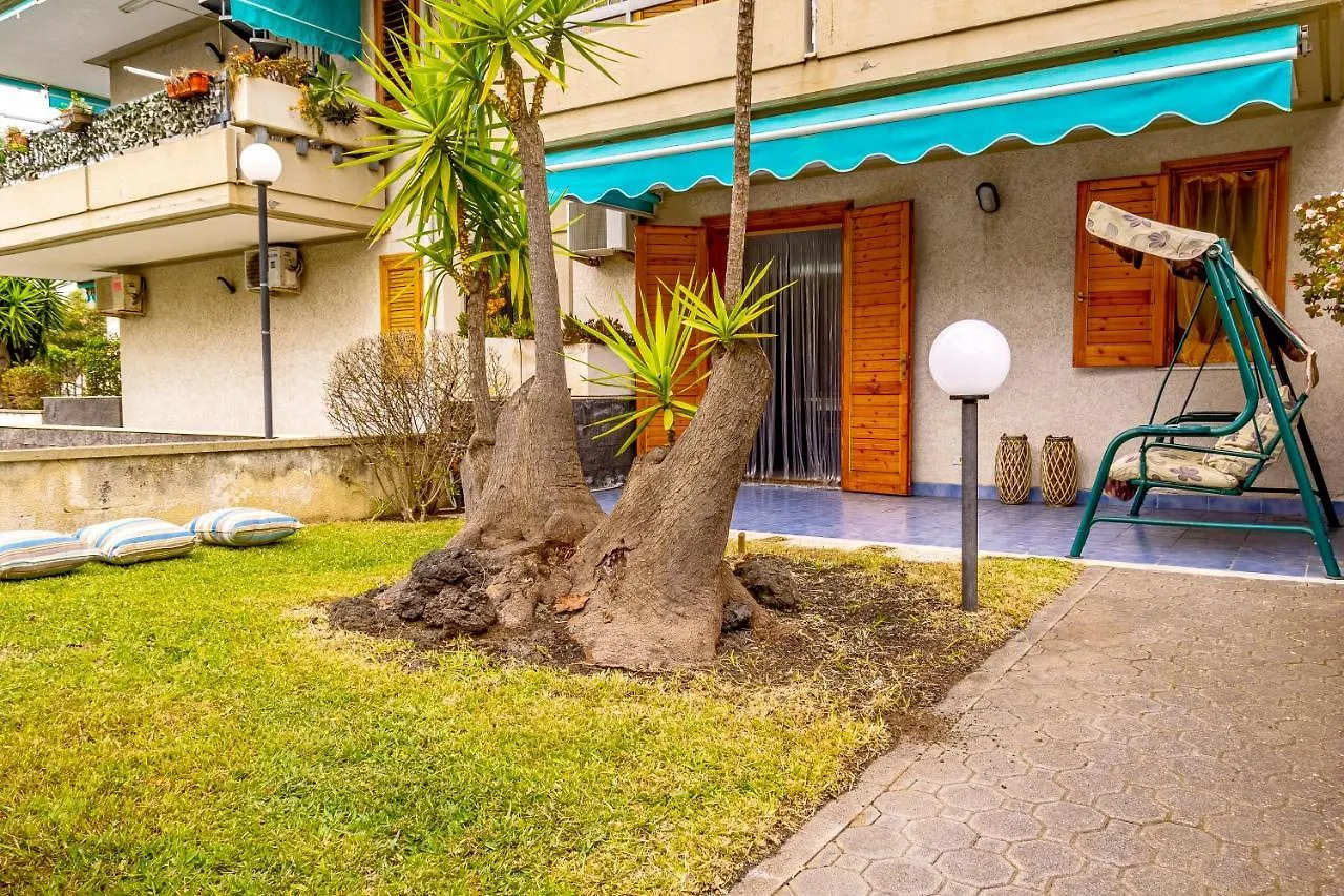 Coraline Beach House Mascali